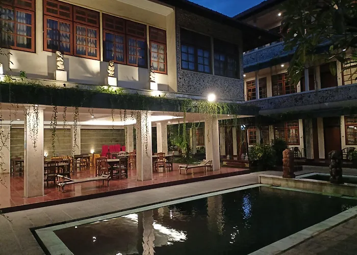 Catur Adi Putra Hotel