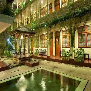 Hotel Catur Adi Putra 2*