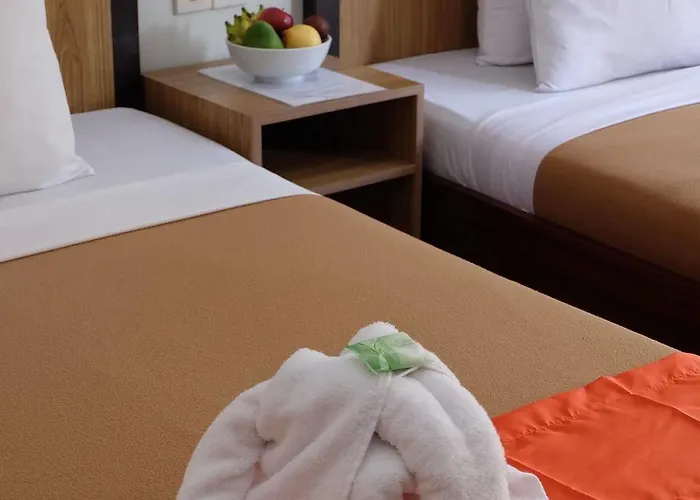 Catur Adi Putra Hotel 2*