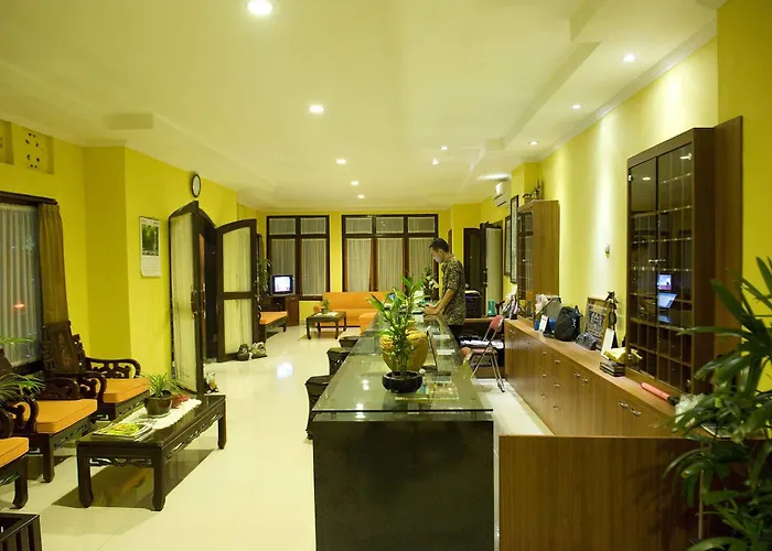 Catur Adi Putra Hotel