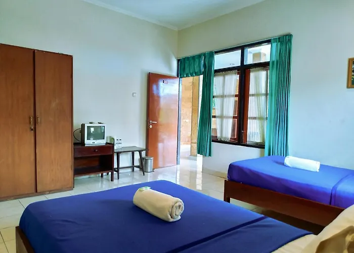 Hotel Catur Adi Putra