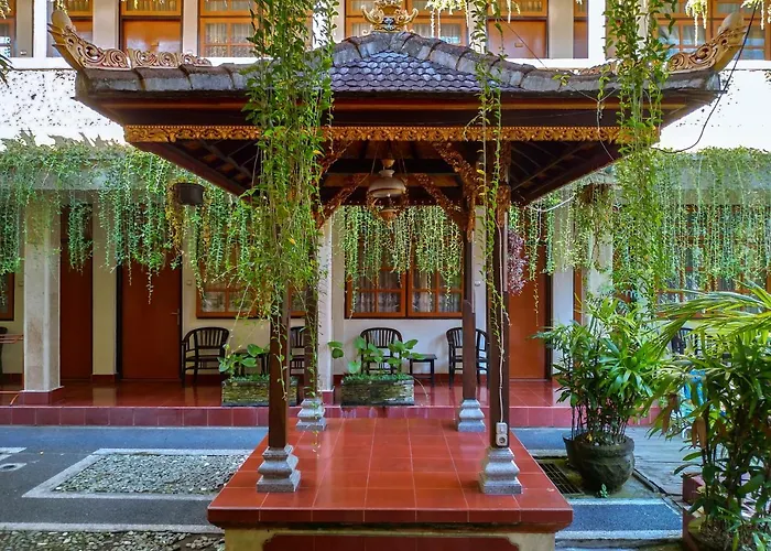 Catur Adi Putra Hotel